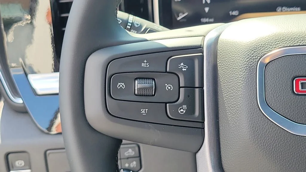 New 2026 Summit White GMC SLE image 24