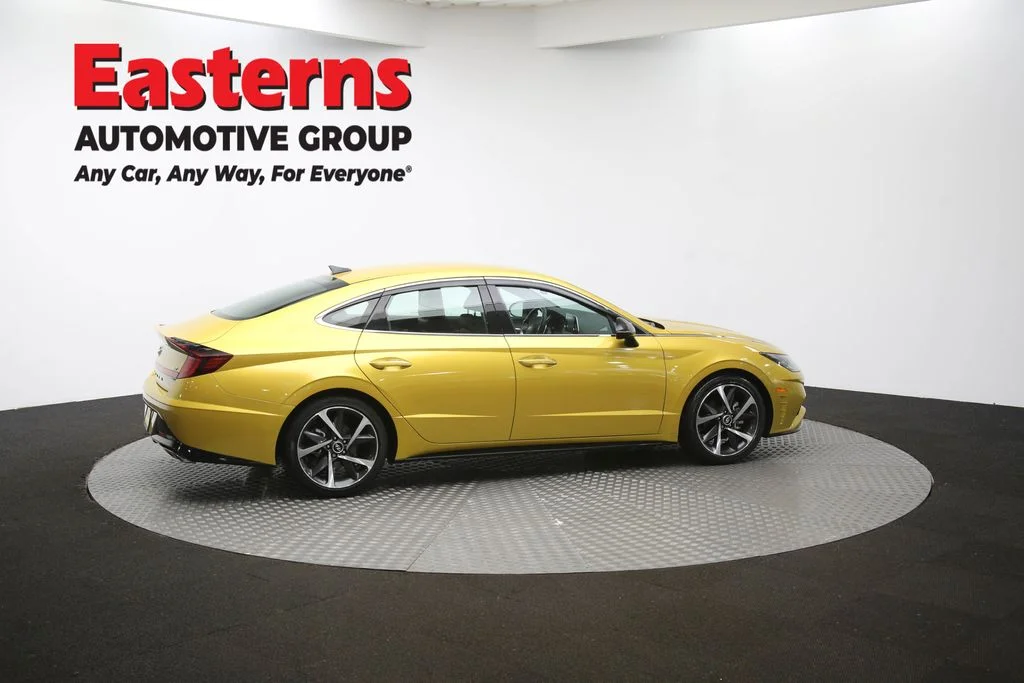 Used 2021 Yellow Hyundai SEL Plus image 42