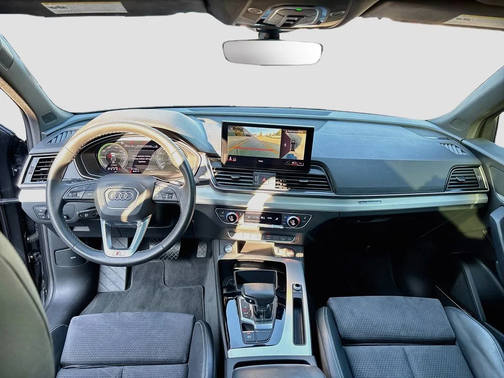 Used 2023  Audi 55 Premium Plus image 24