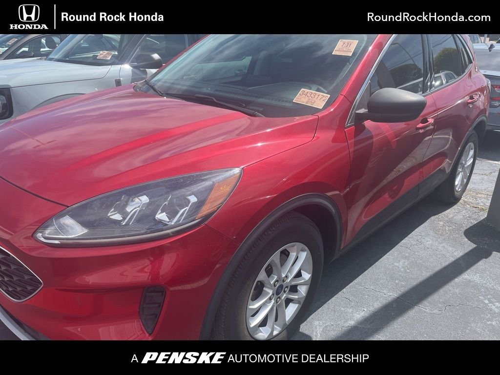 2022 Ford Escape SE FWD's photo