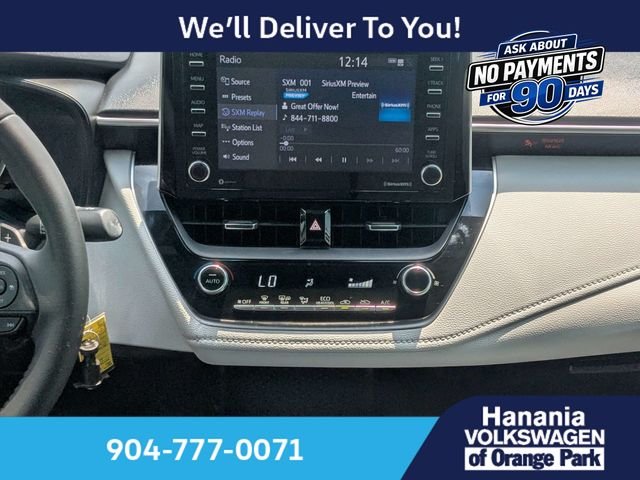Used 2021  Toyota SE image 16