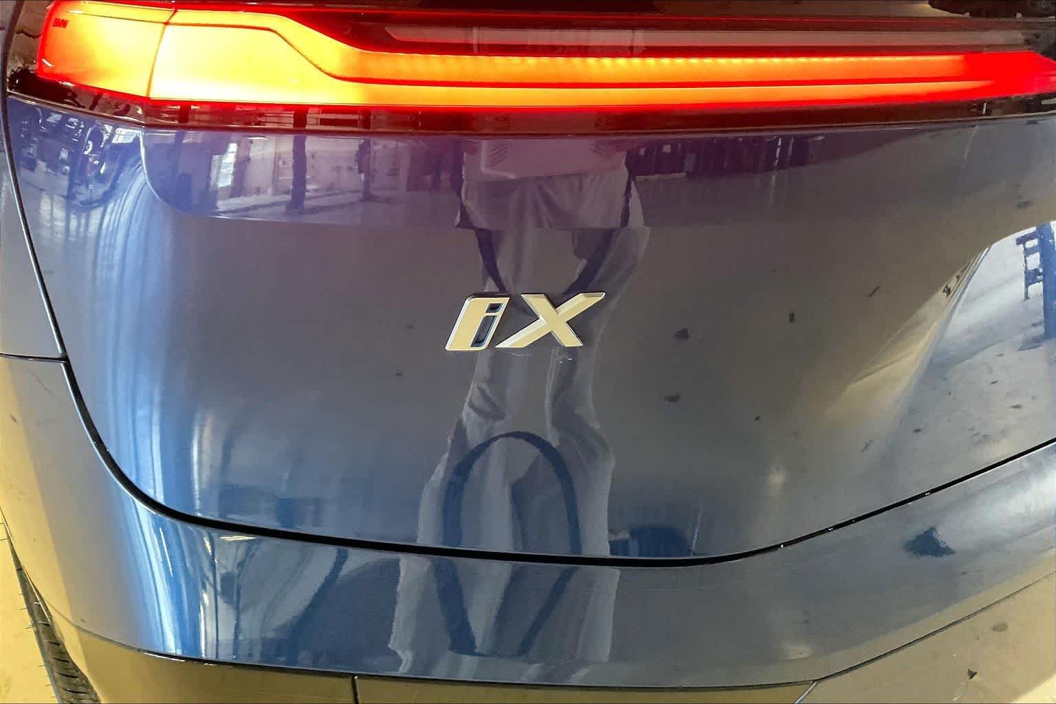 Certified Used 2024 Phytonic Blue Metallic BMW xDrive50 image 29