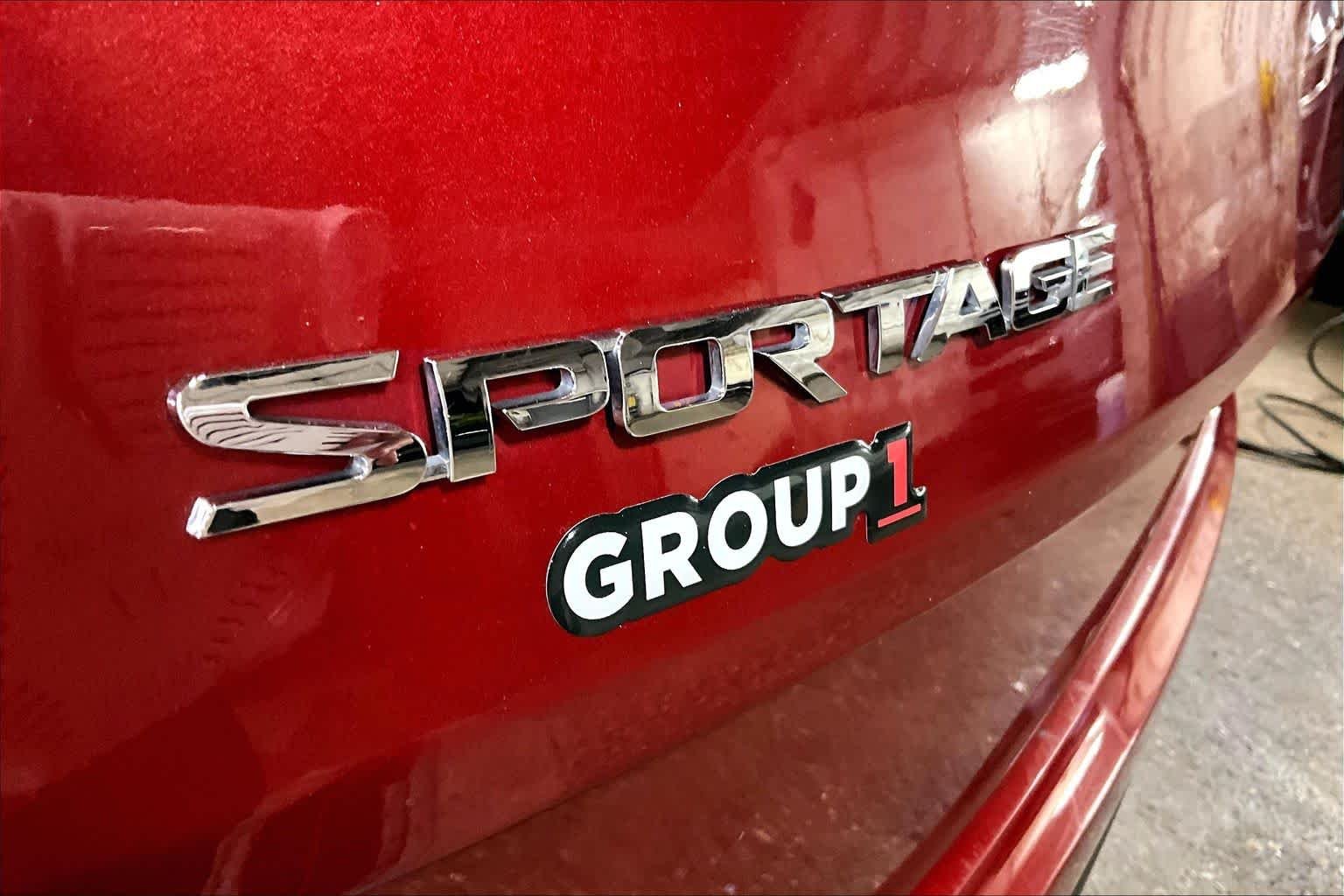 Used 2019 Hyper Red Kia EX image 10