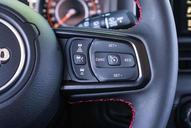 Used 2024 Blue Pearl Jeep Rubicon image 23