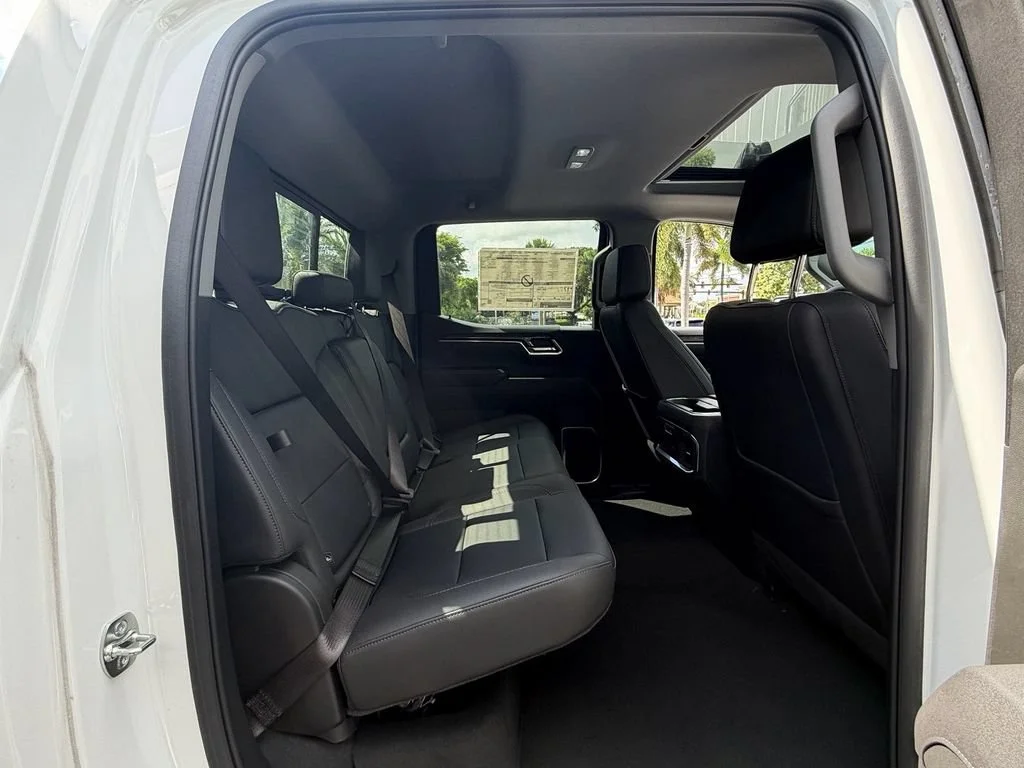 2025 Chevrolet Silverado 1500 LTZ - Photo 14