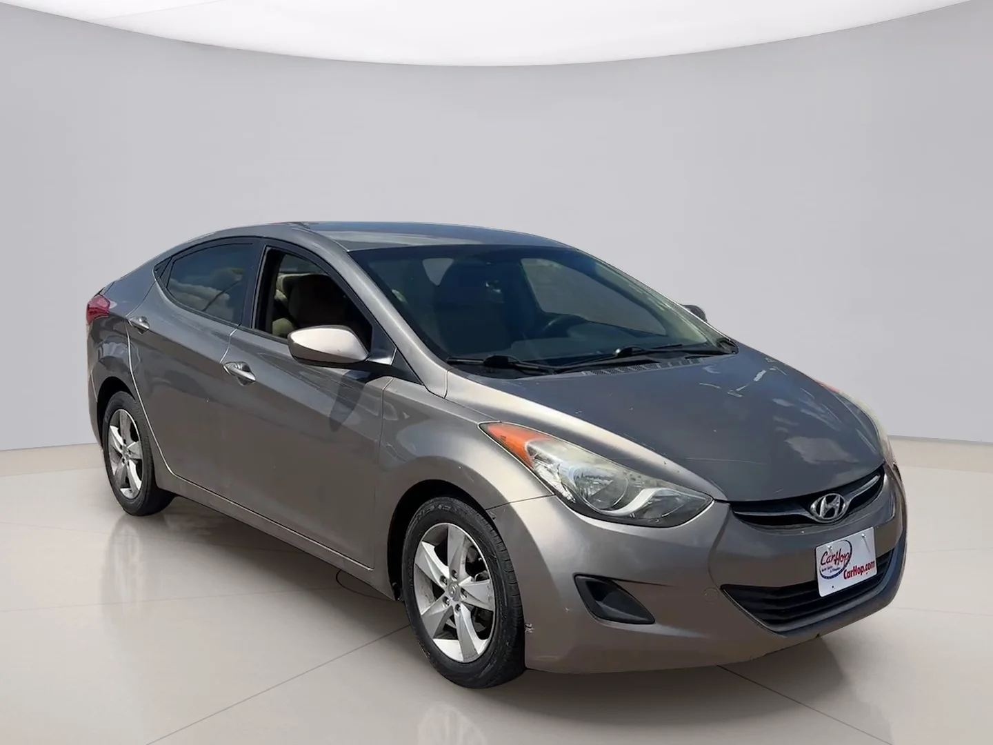 Used 2013 Gray Hyundai GLS image 3