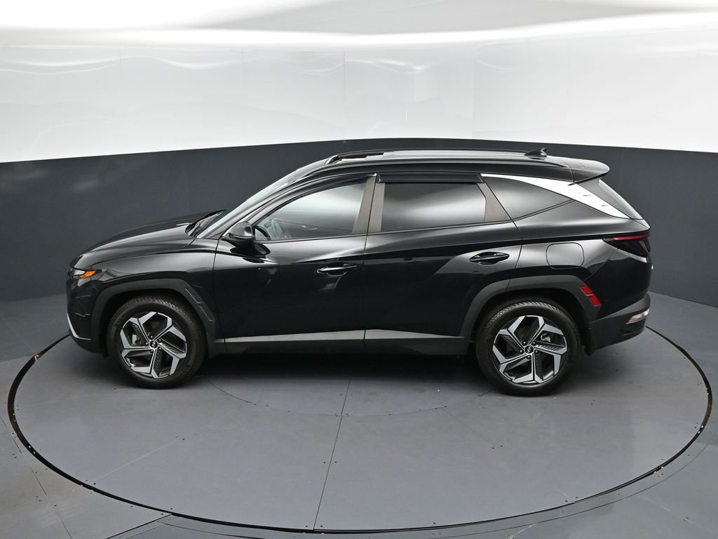 Used 2024 Black Hyundai SEL image 32