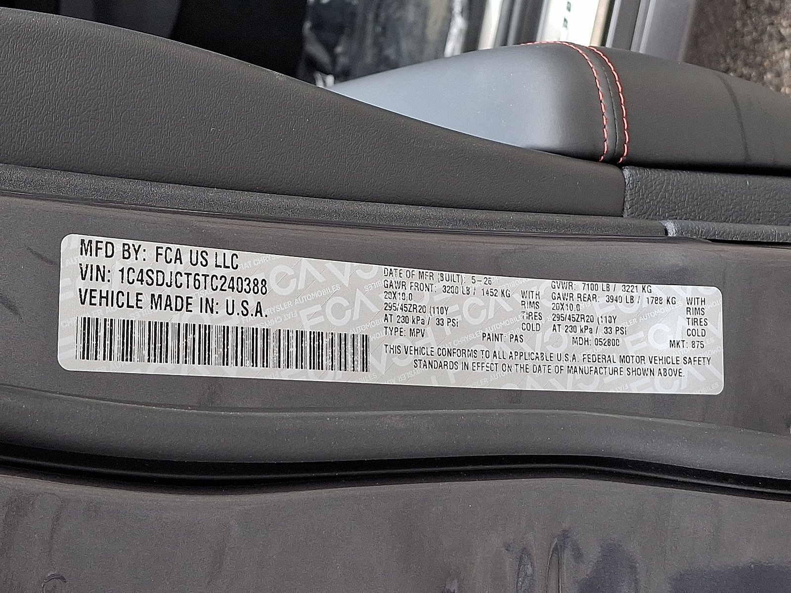 New 2026 Vapor Gray Exterior Paint Dodge GT Premium AWD HEMI V8 image 17