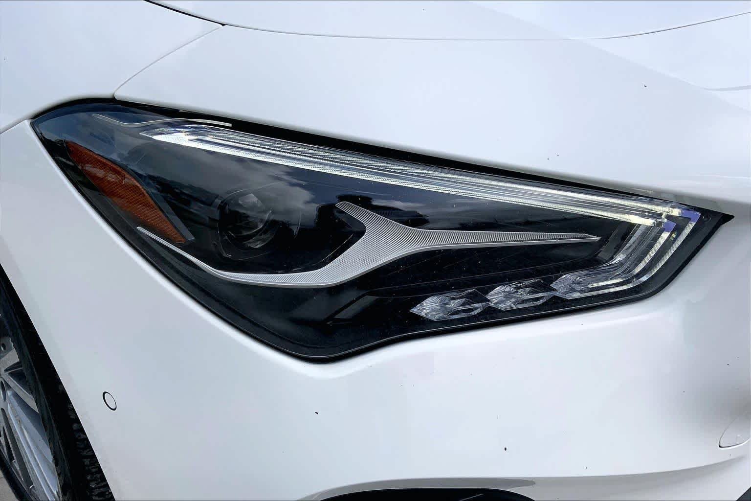 Used 2025 Polar White Mercedes-Benz CLA 250 image 27
