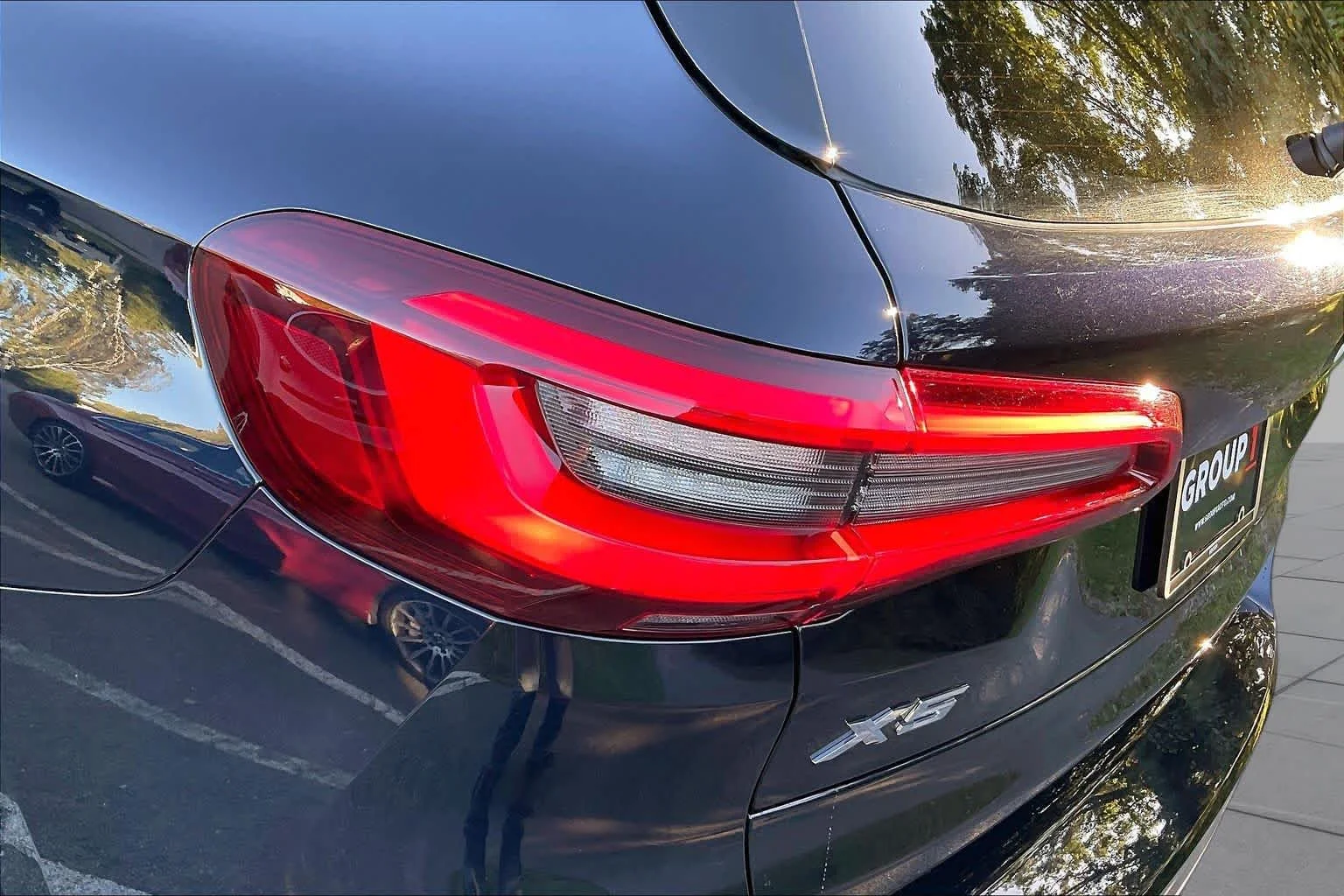Used 2022 Carbon Black Metallic BMW xDrive40i image 27