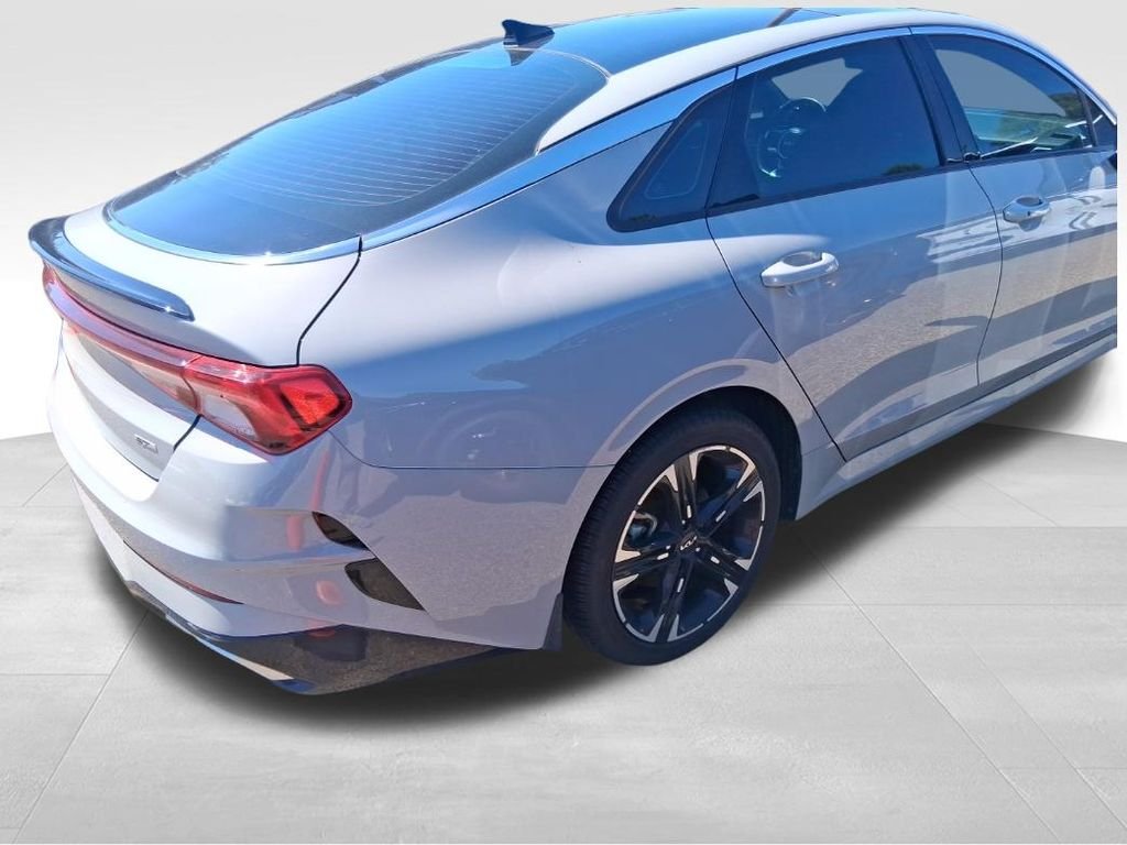 Used 2023 Gray Kia GT-Line image 9