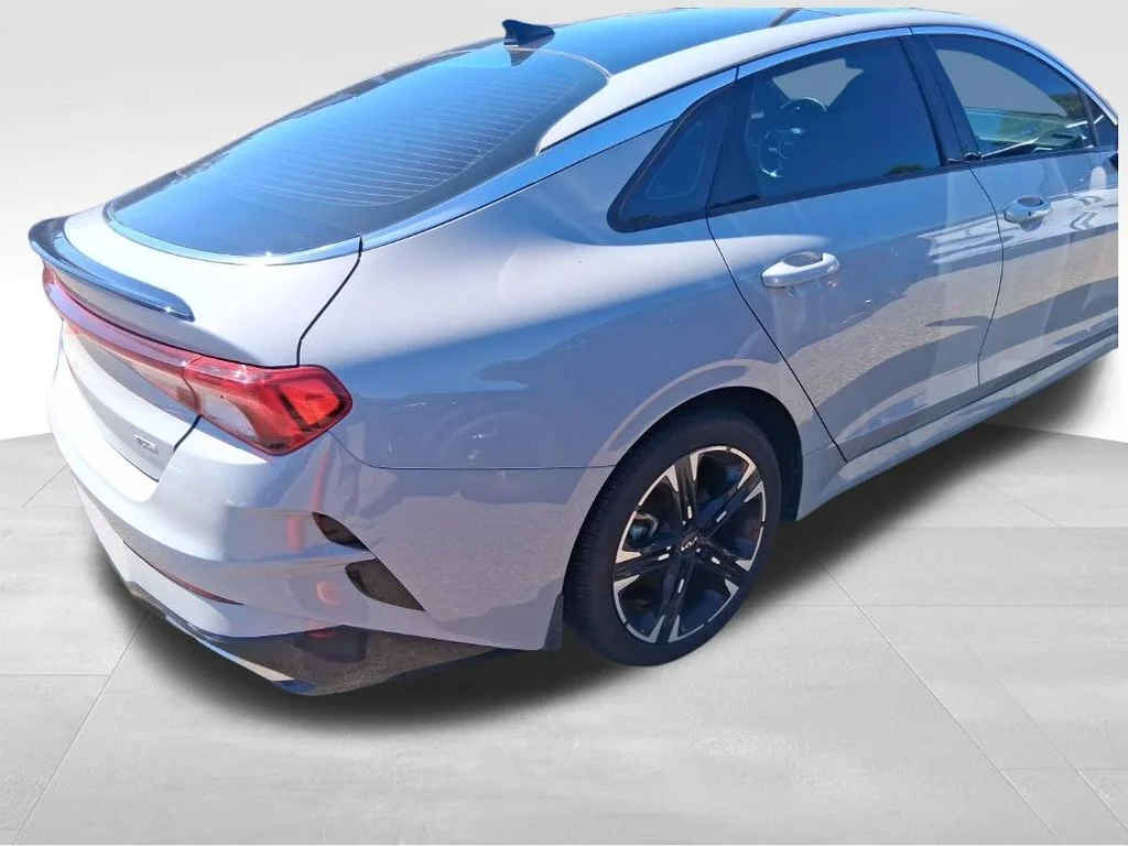 Used 2023 Gray Kia GT-Line image 9