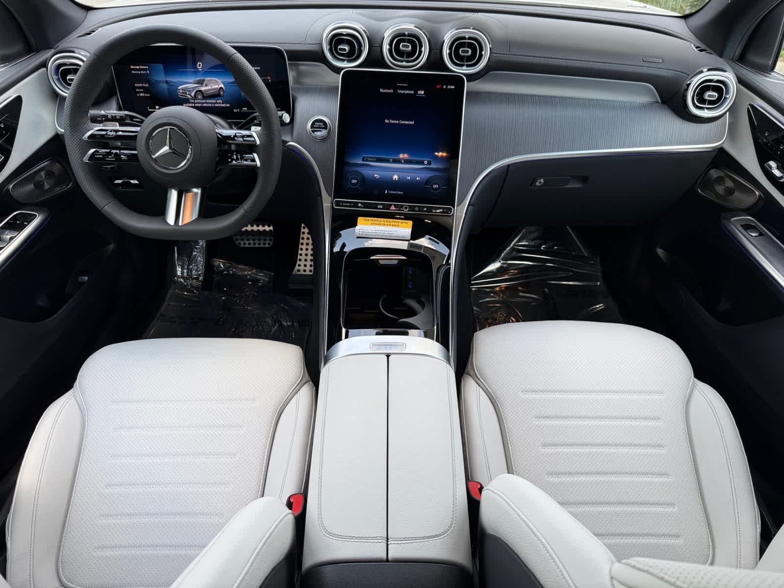 New 2027 Polar White Mercedes-Benz GLC 300 image 12