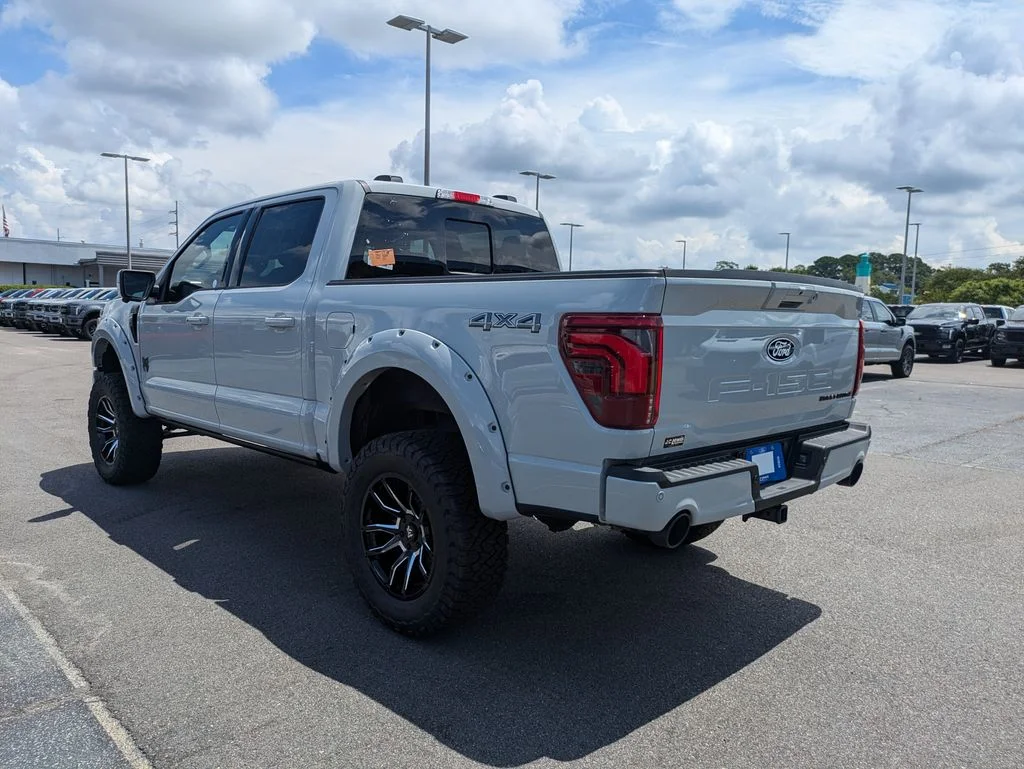 New 2026 Avalanche Ford Lariat image 6