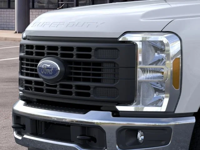 New 2026 Oxford White Ford F-350® XL image 17
