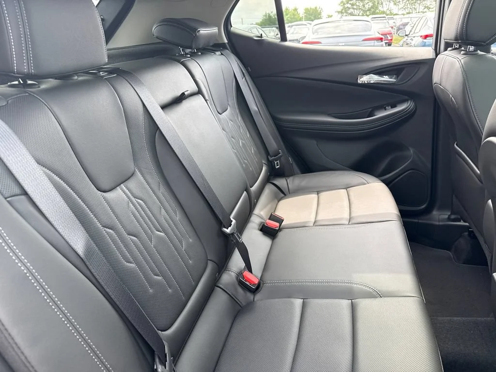 New 2026 Ocean Blue Metallic Buick Avenir image 35