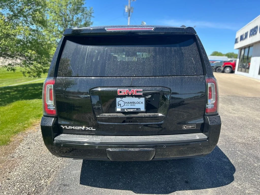 Used 2019 Black GMC SLT image 46