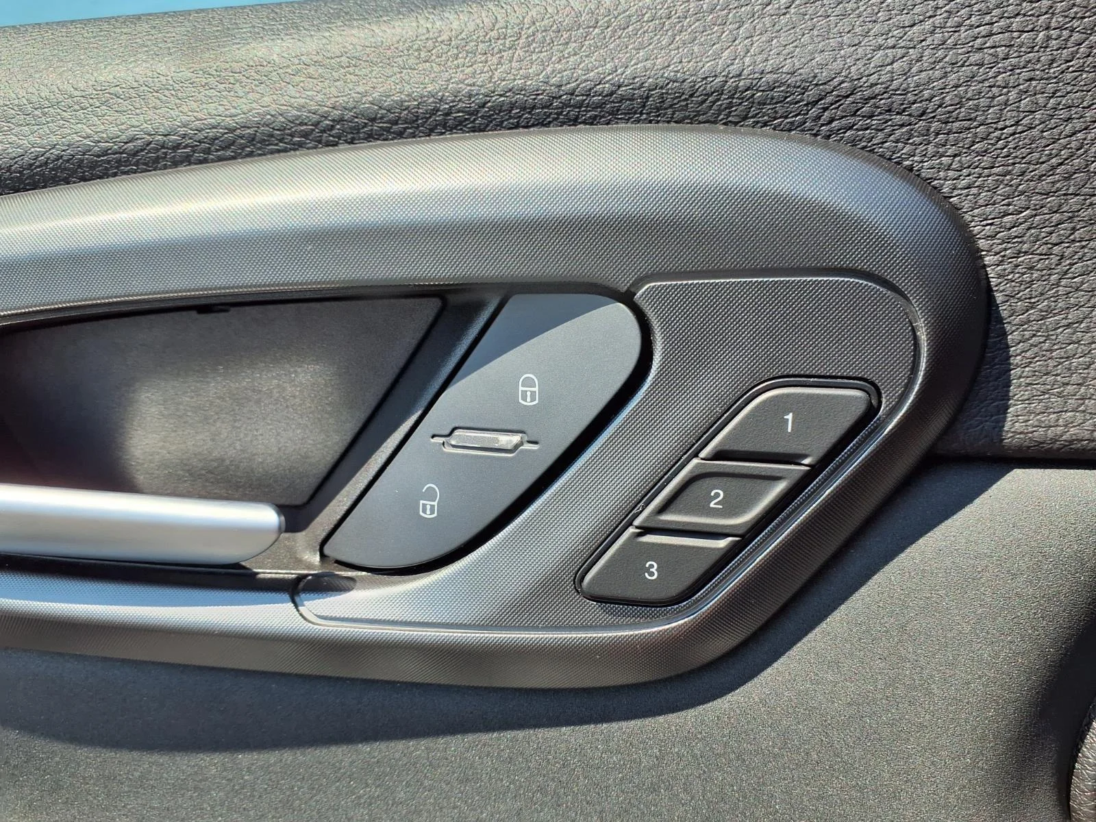 Used 2024 Gray Cray Dodge R/T image 18