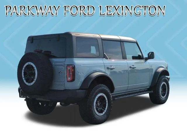 Used 2023 Gray Ford Outer Banks image 5