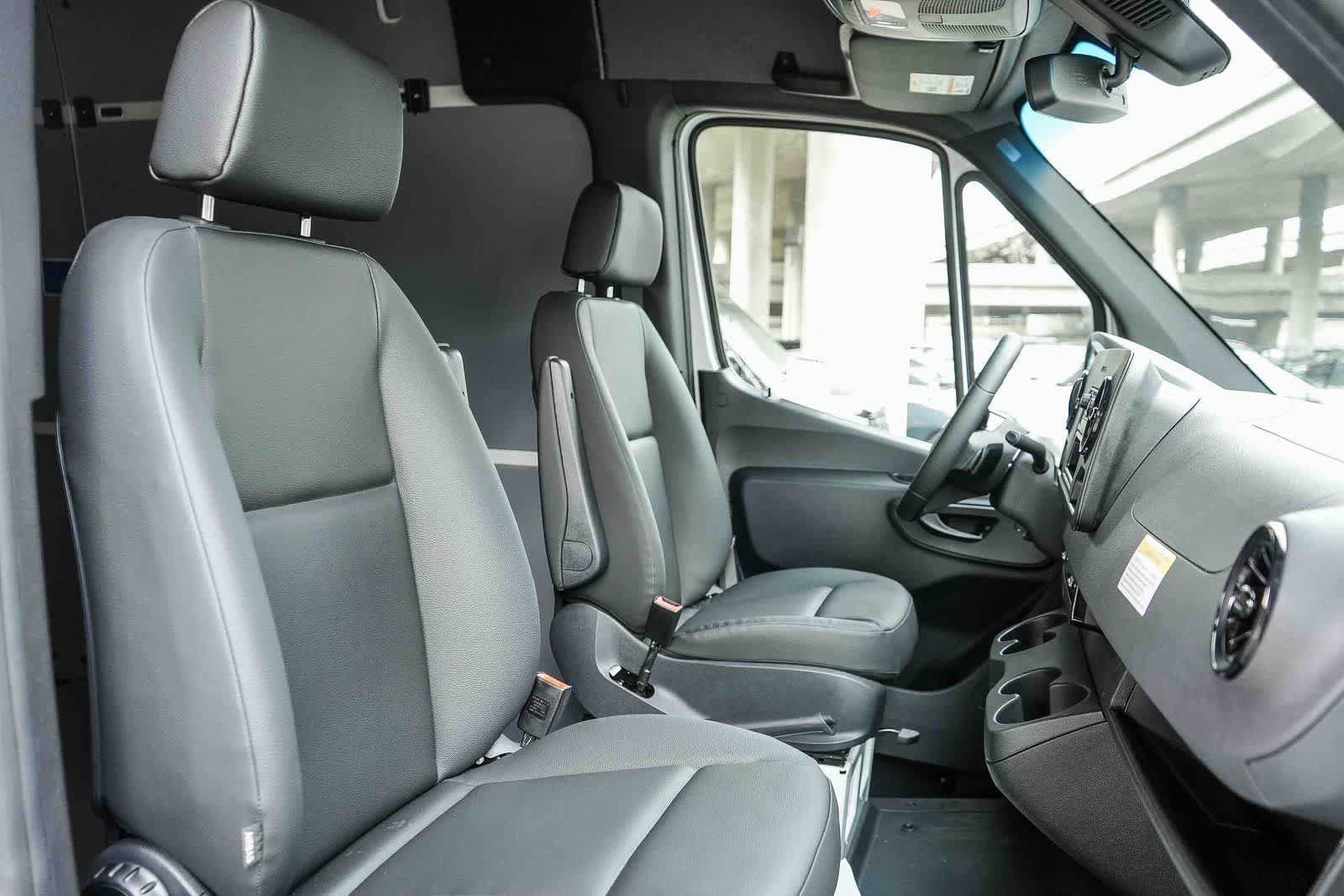 New 2026 Arctic White Mercedes-Benz Cargo 144WB High Roof RWD 2.0L I4 Diesel Turbo SO image 16