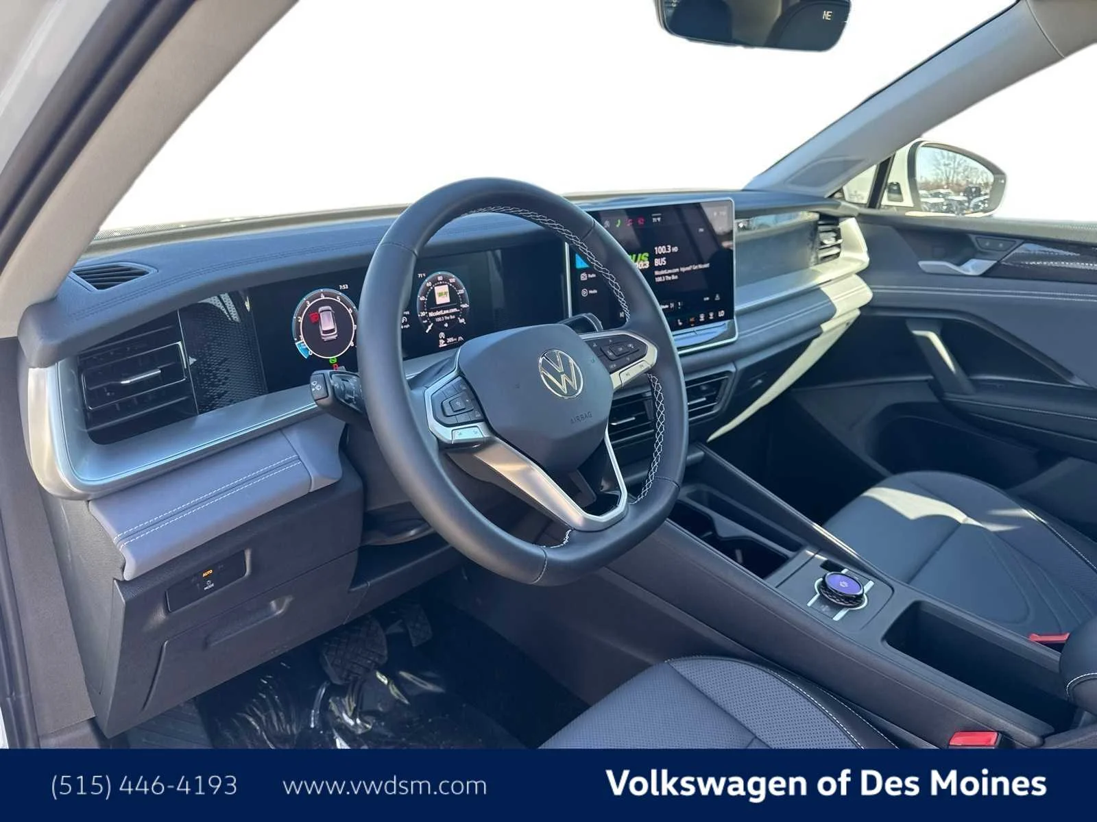 New 2026 Pure White Volkswagen SE image 2