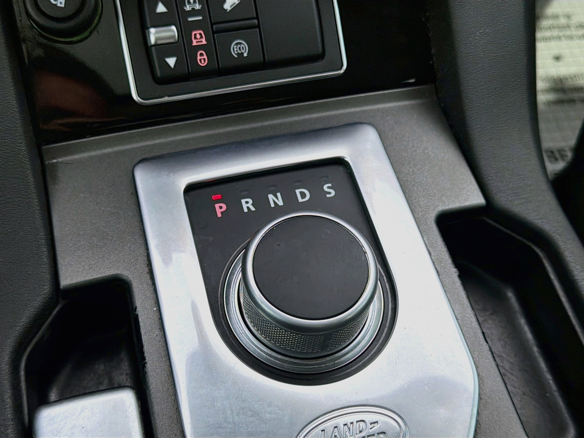 Used 2016 Gray Land Rover HSE image 28