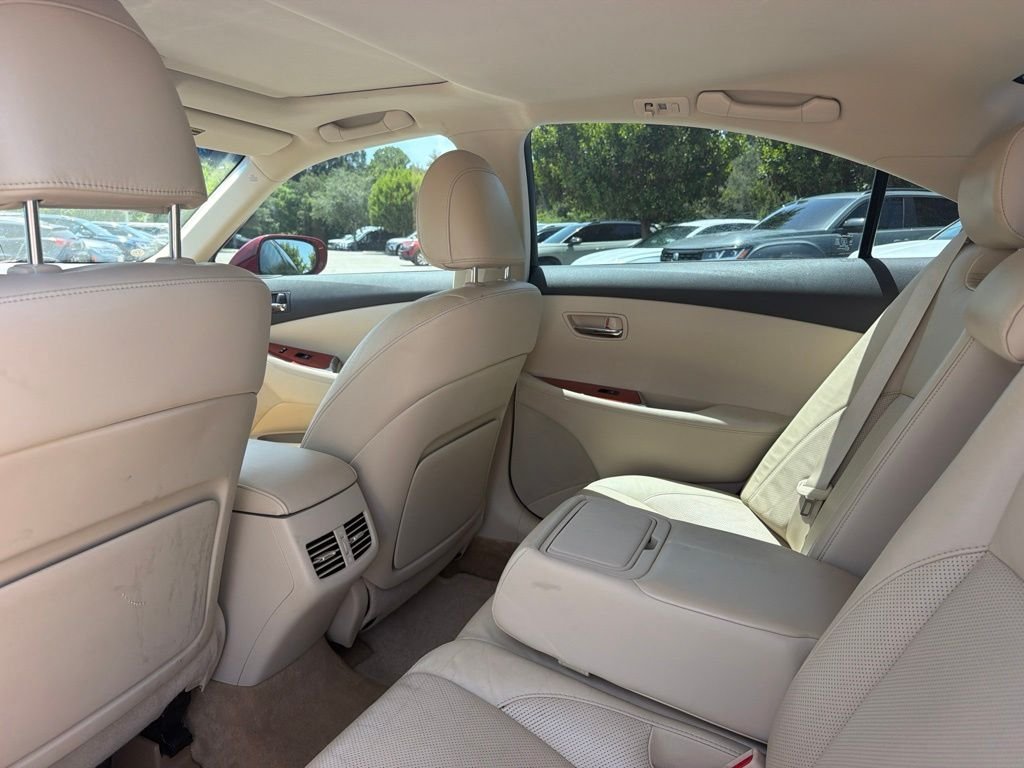 Used 2011 Red Lexus 350 image 9