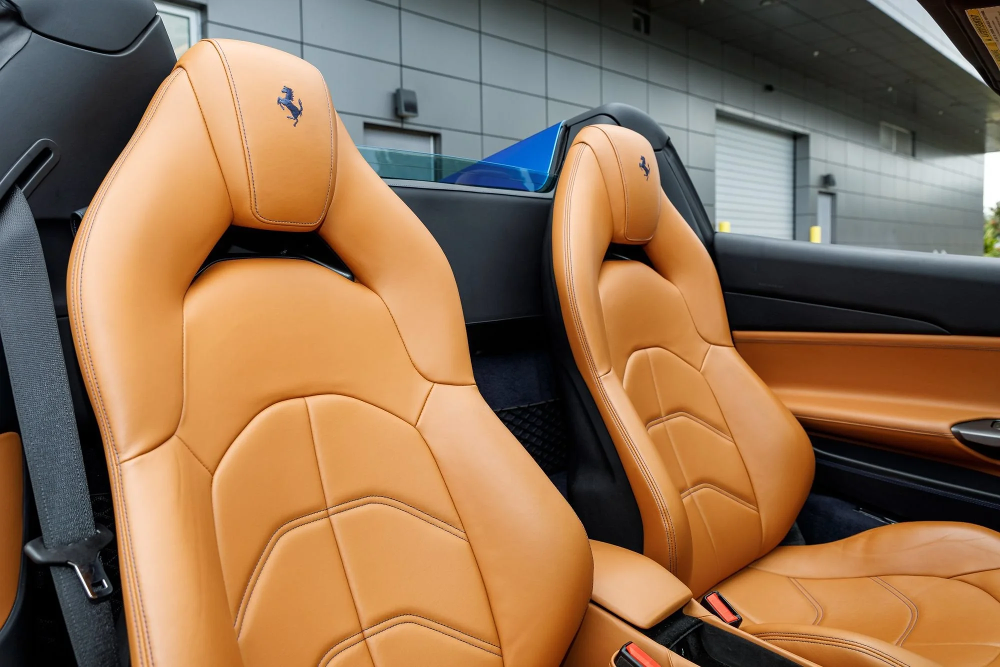 Used 2019 Blu Corsa Ferrari  image 41