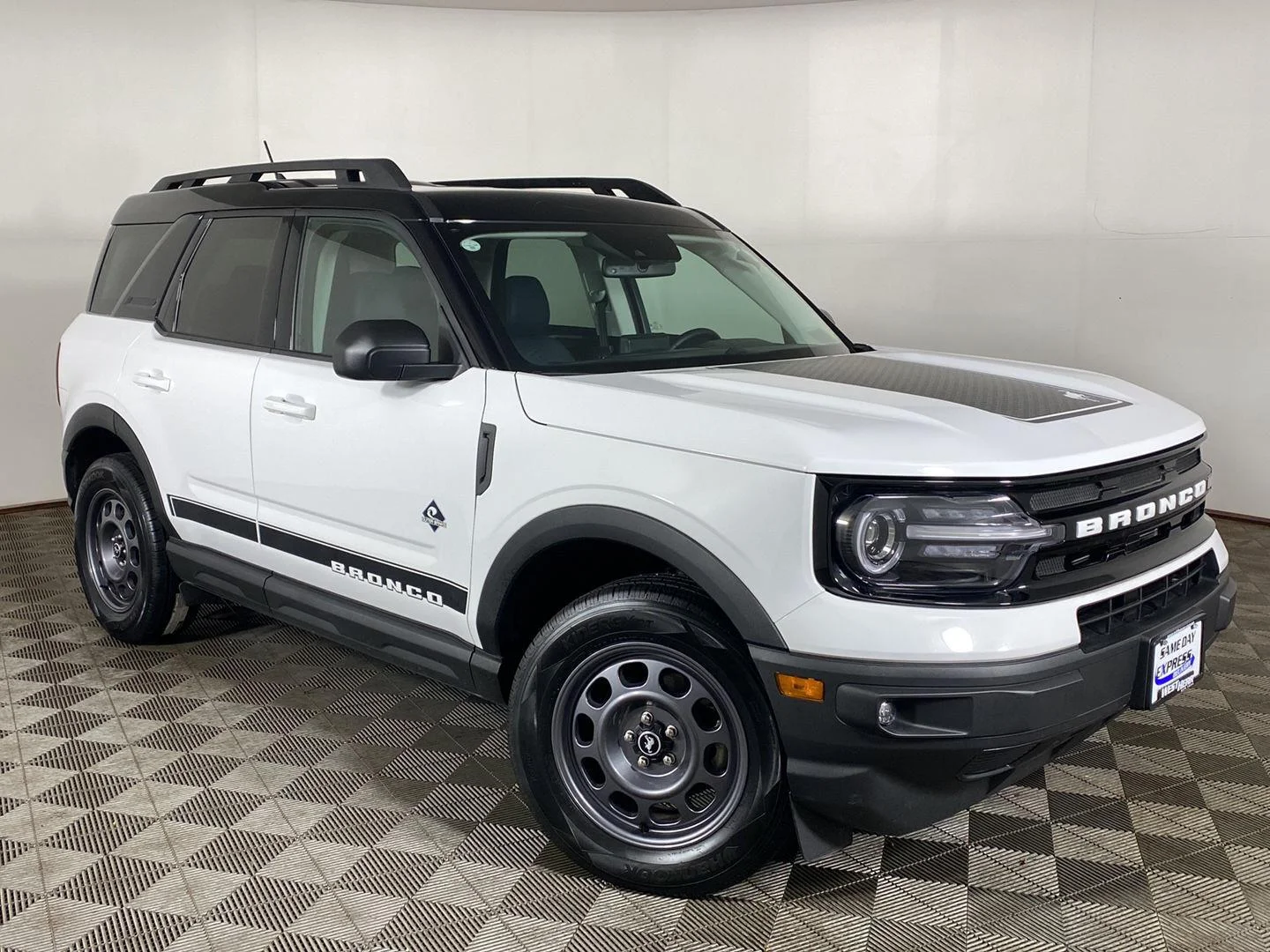 Used 2024 Oxford White Ford Outer Banks image 27