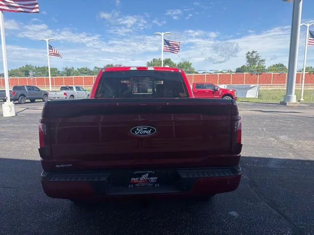 New 2026 Ruby Red Metallic Tinted Clearcoat Ford XLT image 26