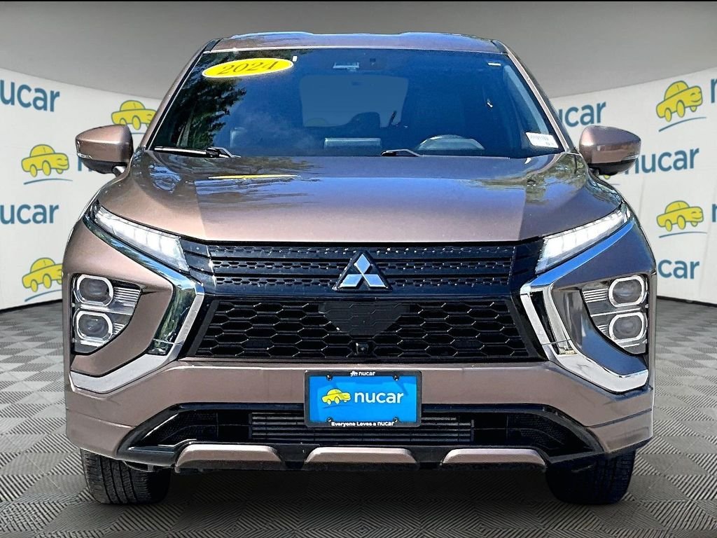 Used 2024 Bronze Metallic Mitsubishi SE image 2