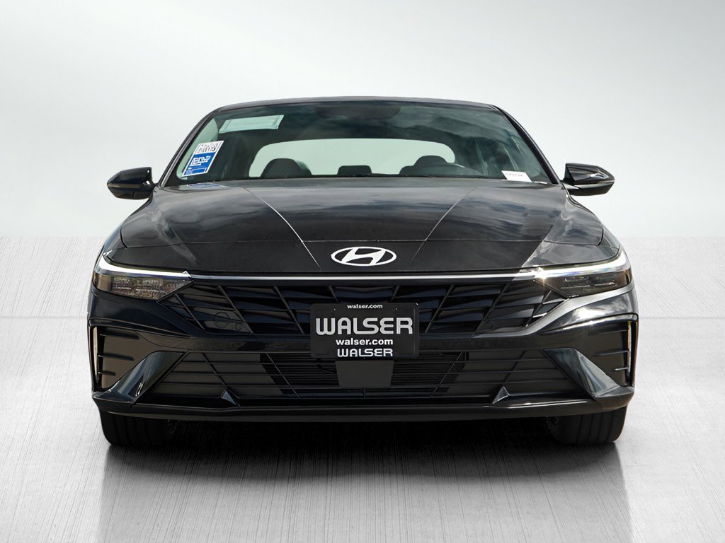 New 2026 Abyss Black Hyundai Limited Sedan FWD image 2
