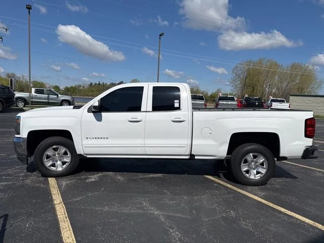 Used 2019 SUMMIT WHITE Chevrolet LT image 6