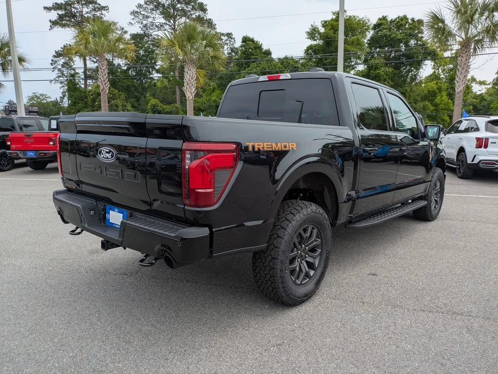 New 2026 Agate Black Metallic Ford Tremor image 4