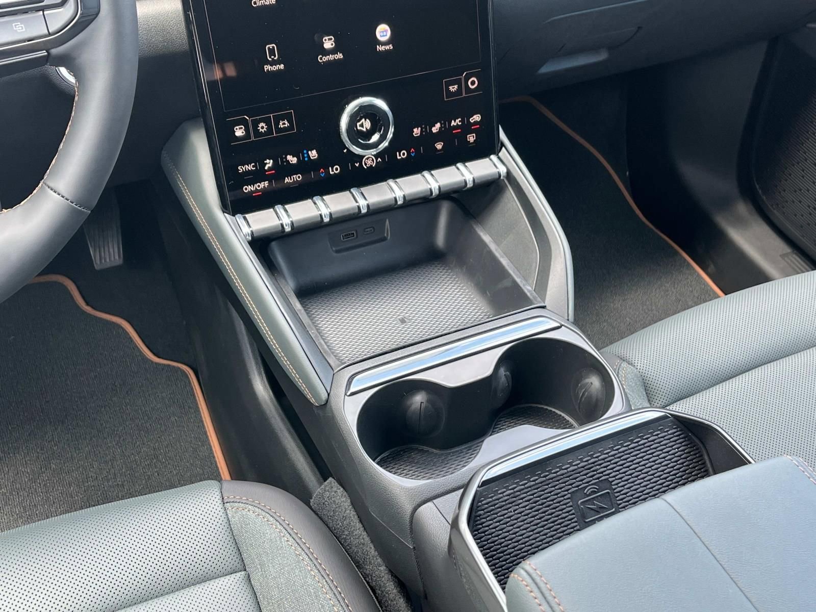 2026 GMC Terrain AT4 - Photo 15