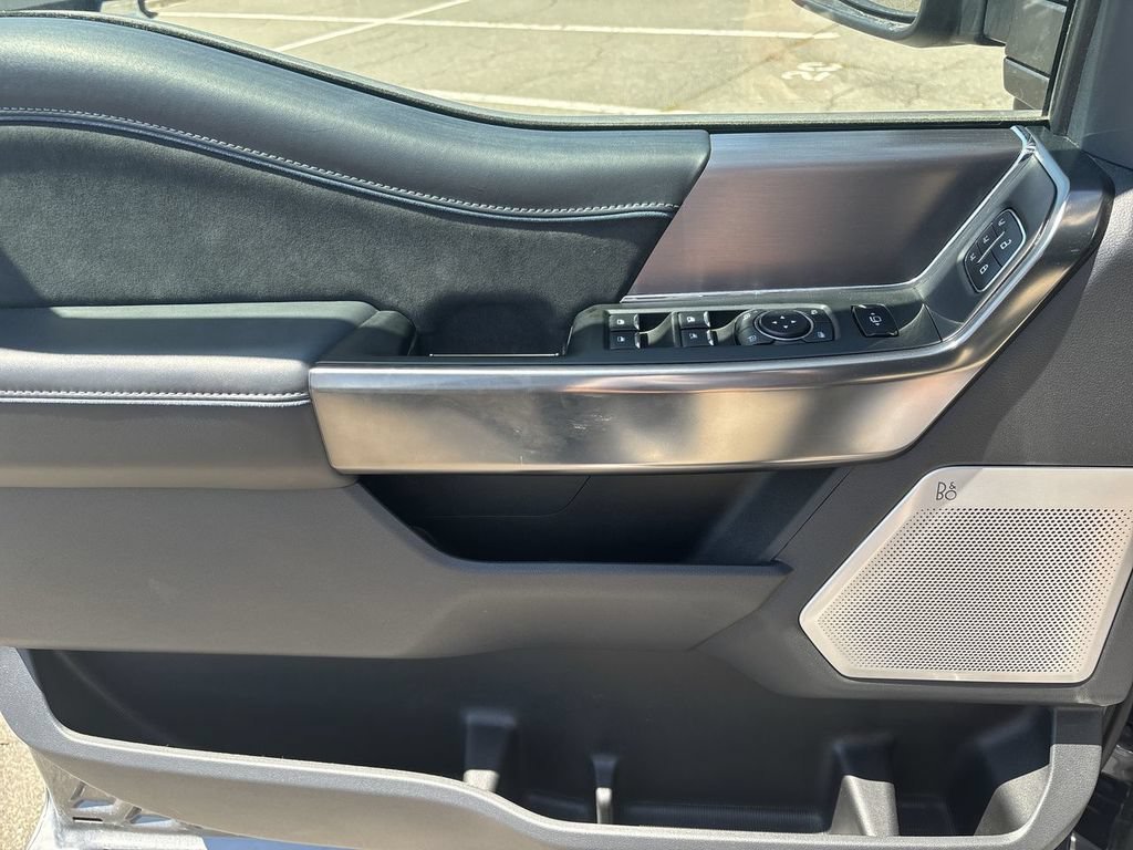 2026 Ford F-350 Super Duty Platinum - Photo 27