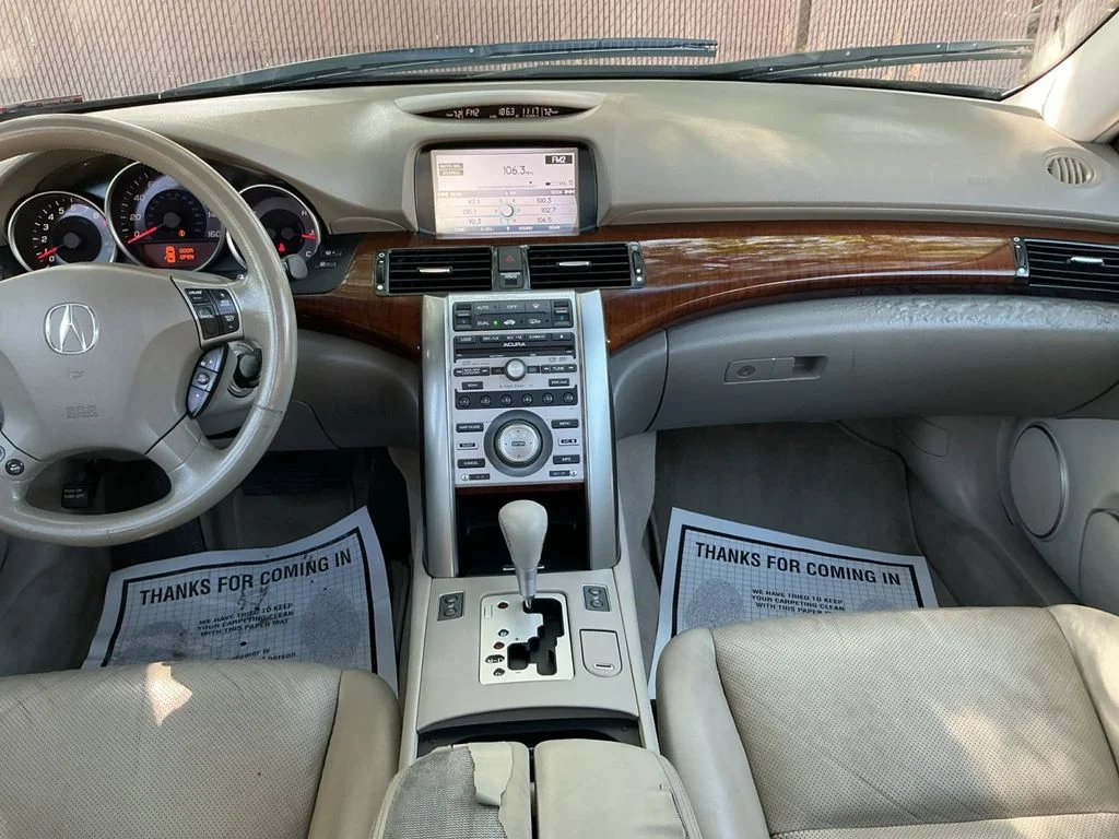 Used 2008 Silver Acura 3.5 image 21