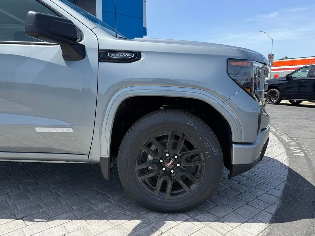 New 2026 Sterling Metallic GMC Elevation image 5