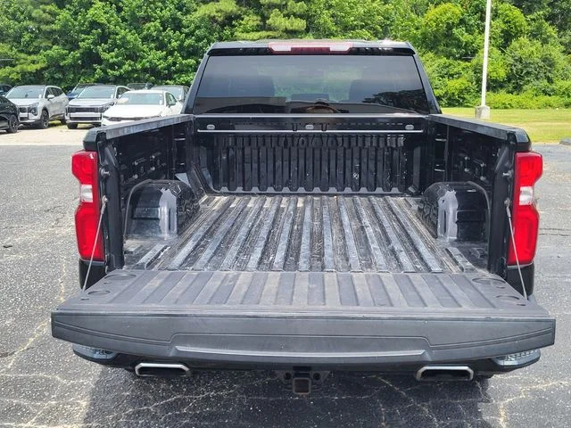 Used 2020  Chevrolet RST image 4