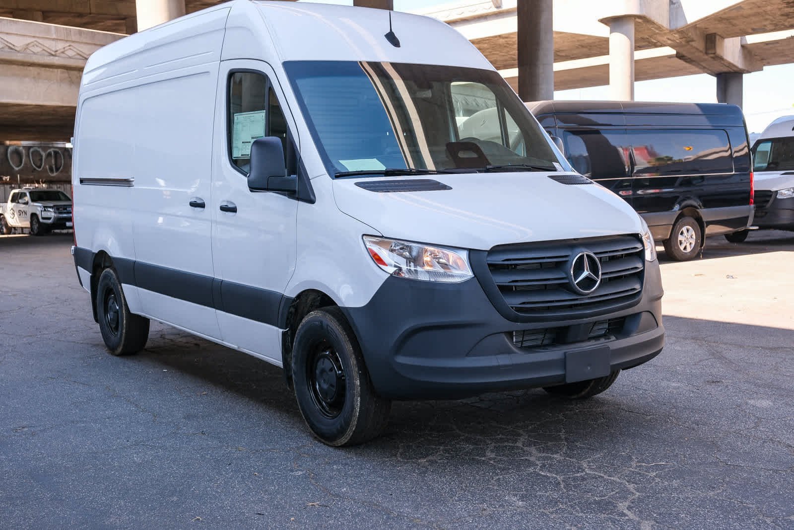 New 2025 Arctic+White Mercedes-Benz Cargo 144 WB  RWD 2.0L 4-Cylinder image 3