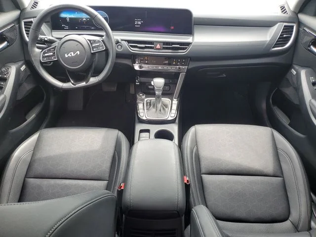 Certified Used 2024 White Kia SX image 15