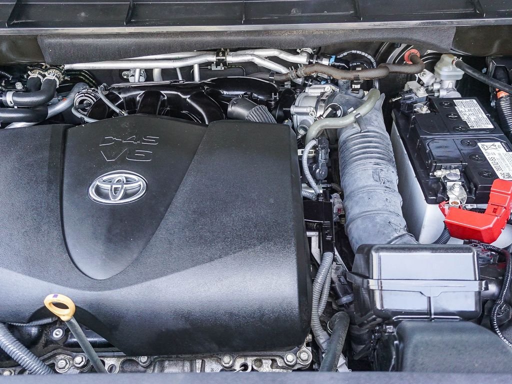 Used 2022 Black Toyota XLE image 25