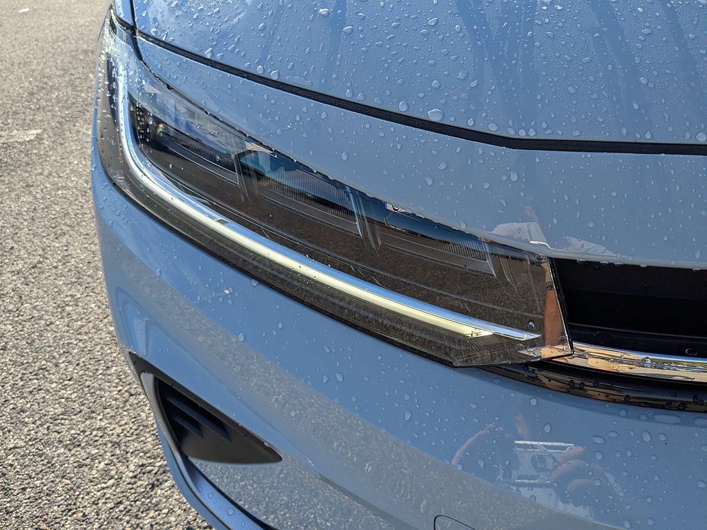 2025 Volkswagen Jetta SE - Photo 10