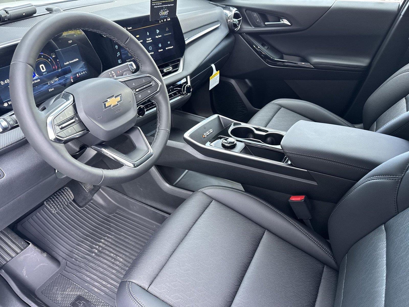 2027 Chevrolet Equinox LT - Photo 10