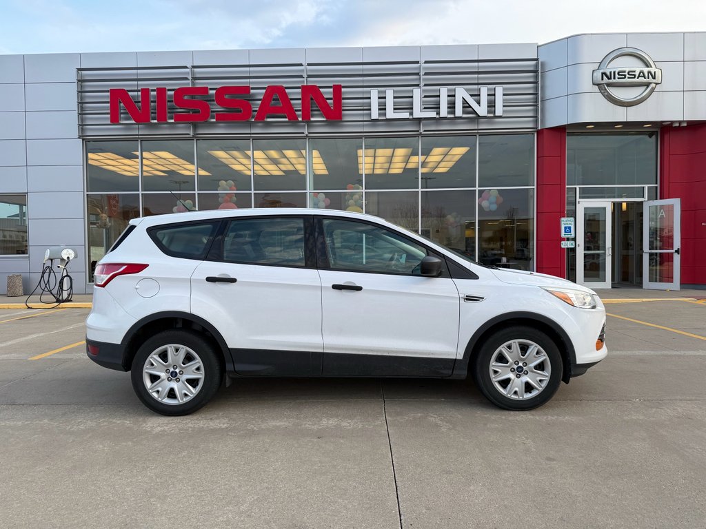 2016 Ford Escape S