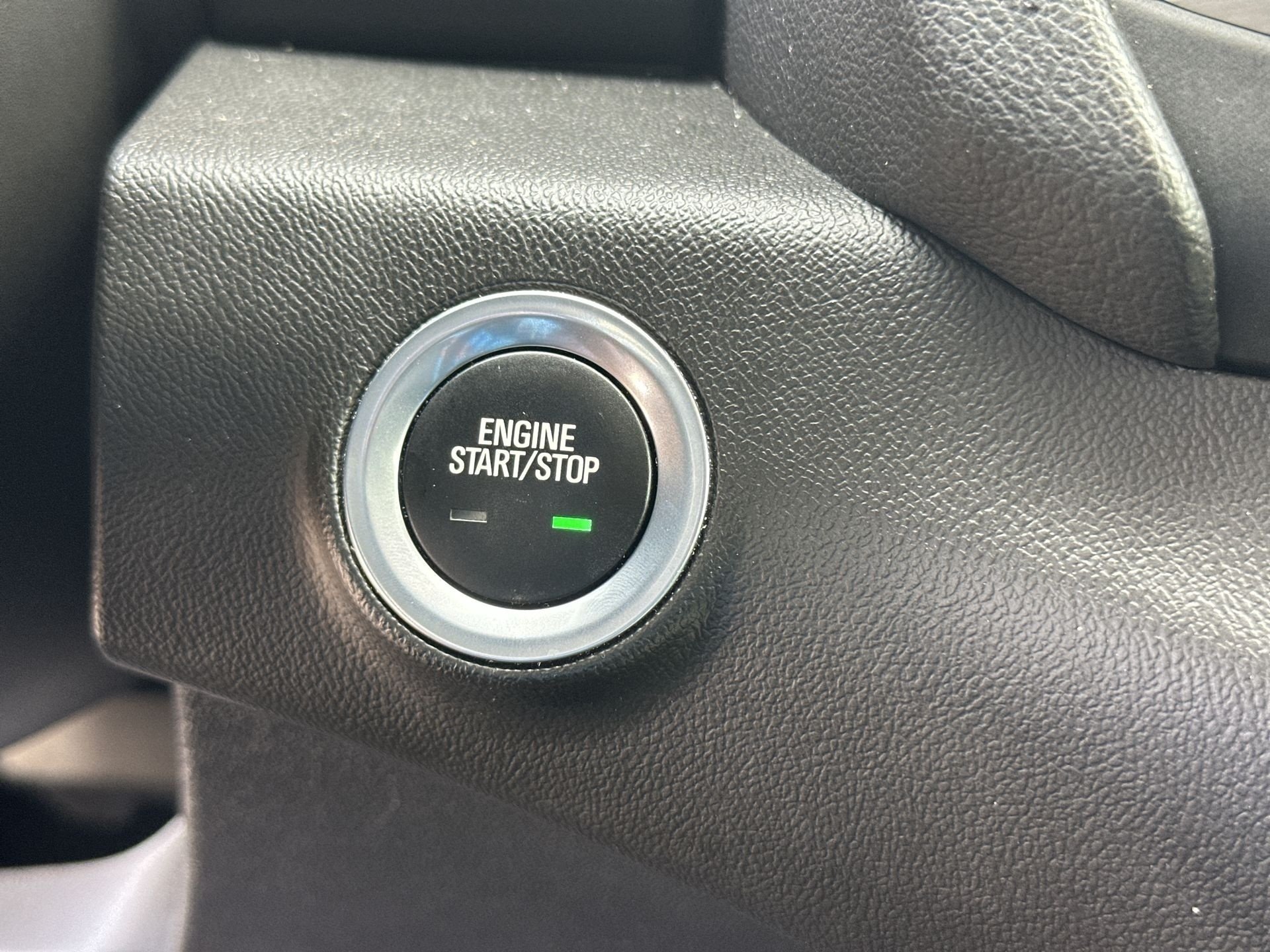 2024 GMC Terrain Denali - Photo 17