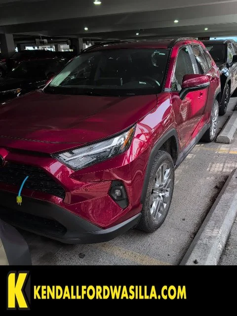 2025 Toyota RAV4 XLE Premium
