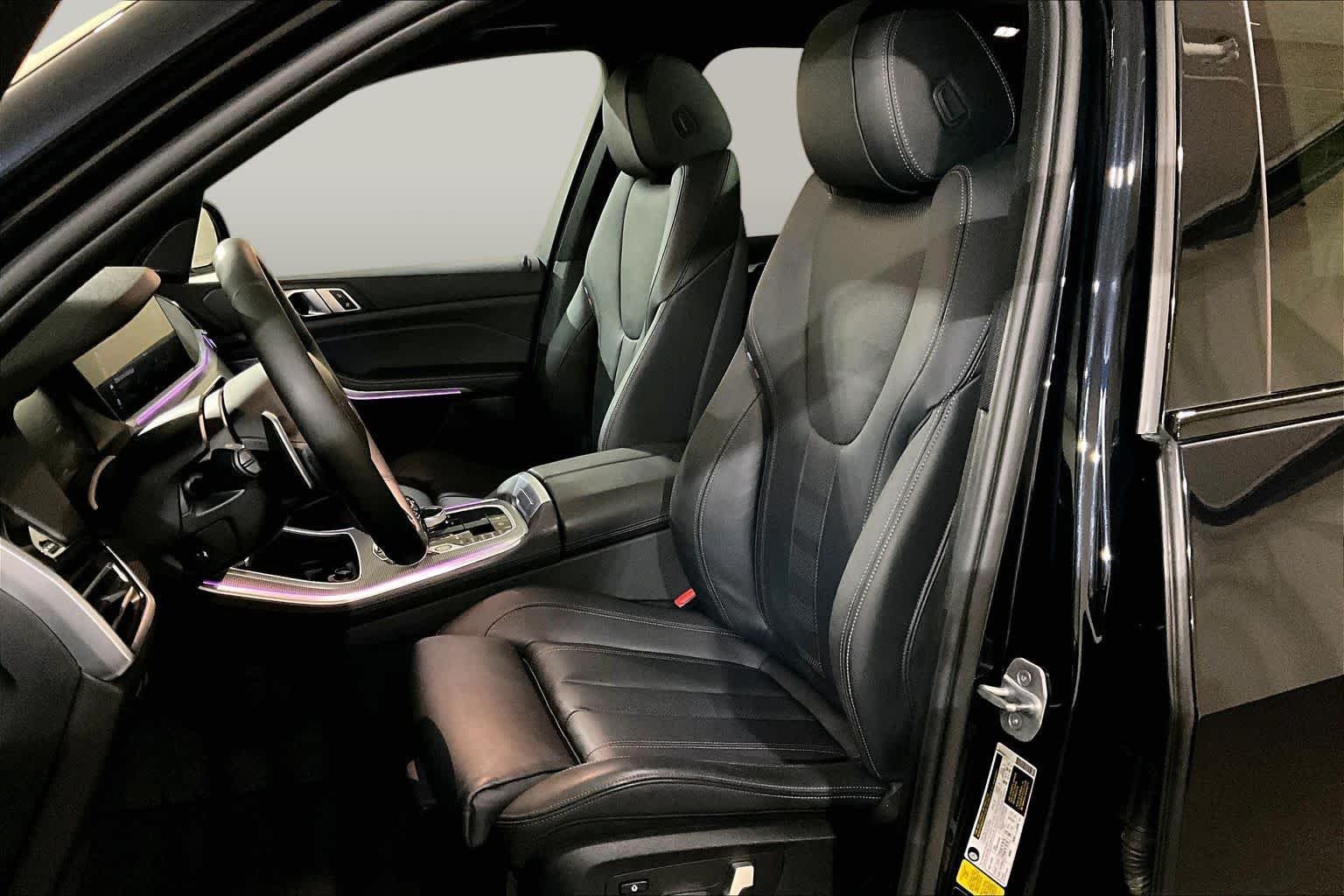 Used 2019 Carbon Black Metallic BMW xDrive40i image 8