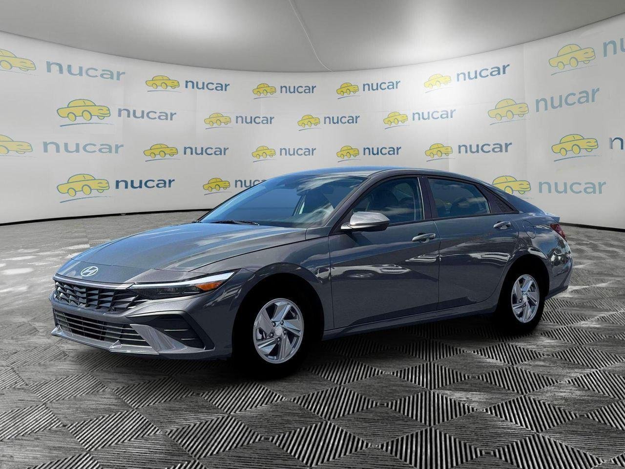2026 Hyundai Elantra — photo 2