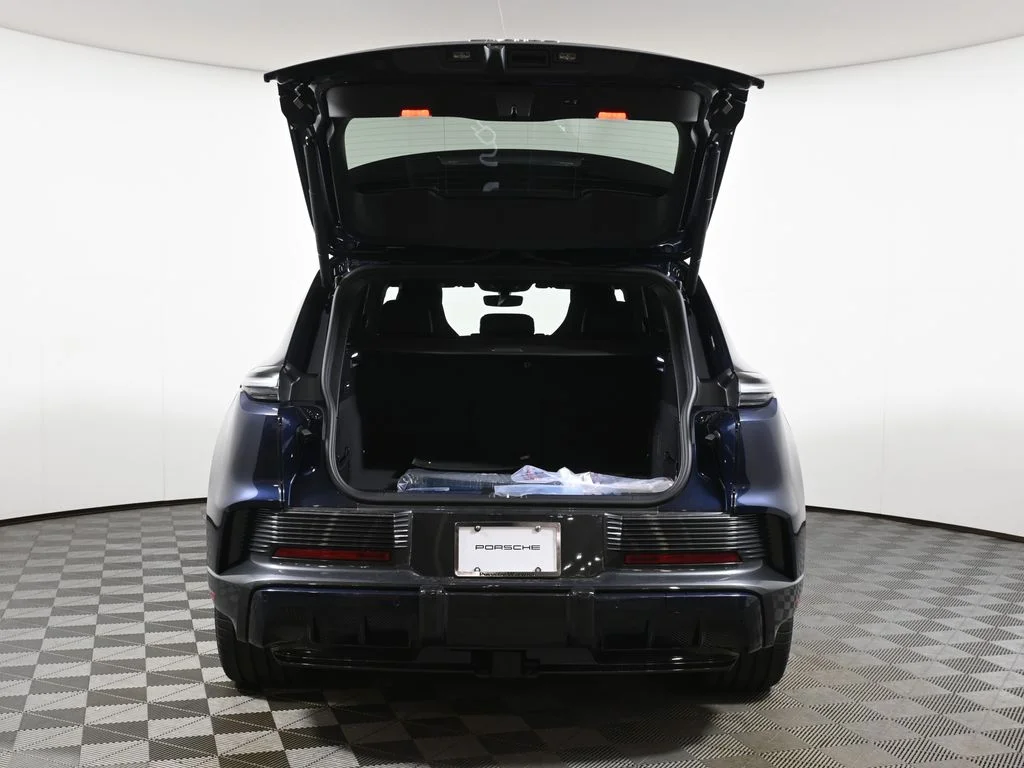 2026 Porsche Cayenne S - Photo 42